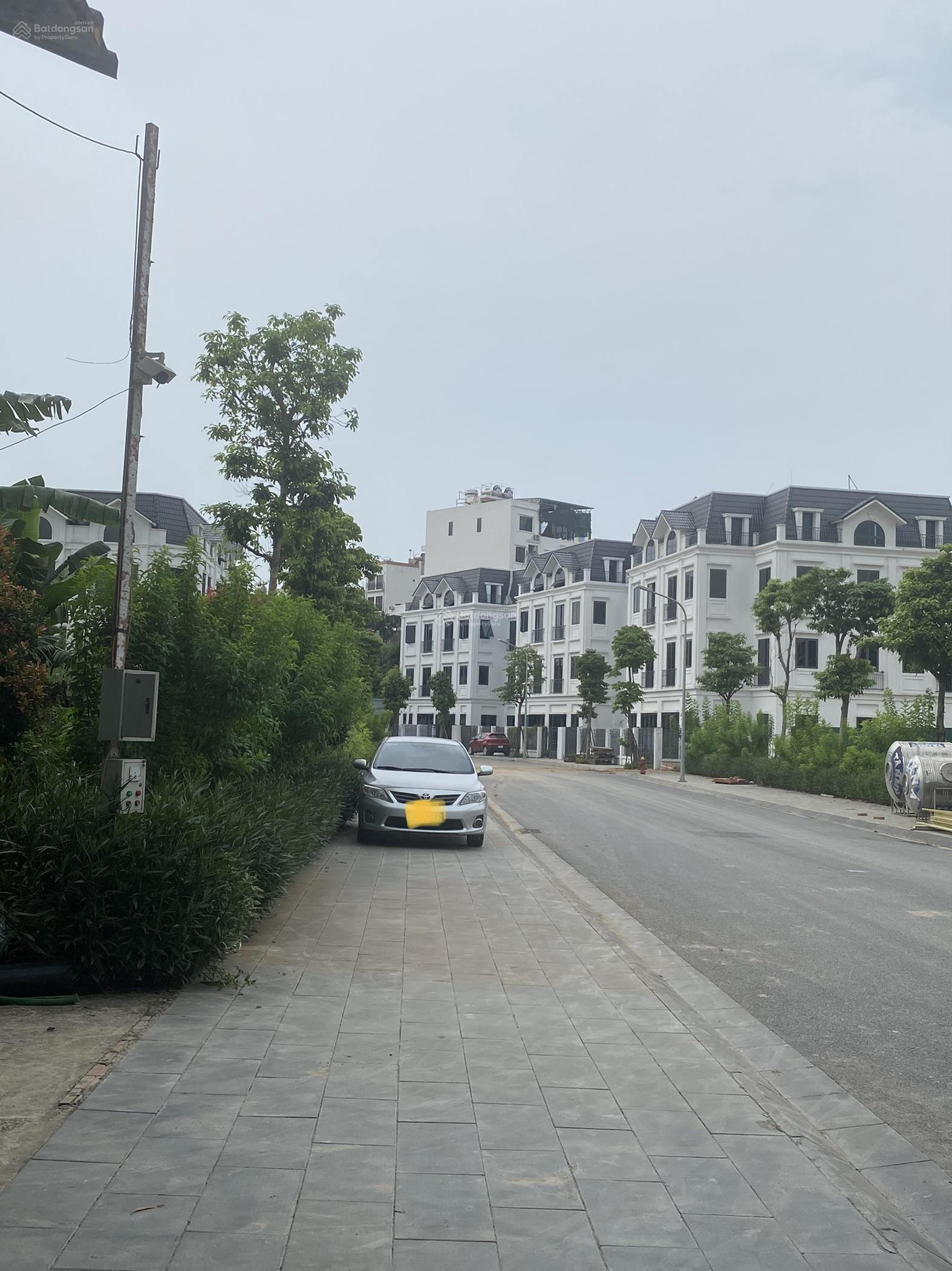 Bán biệt thự nhà ở Tây Nam Mễ trì gần Vinhomes Green bay, sân Mỹ Đình 140m2 giá 4x tỷ