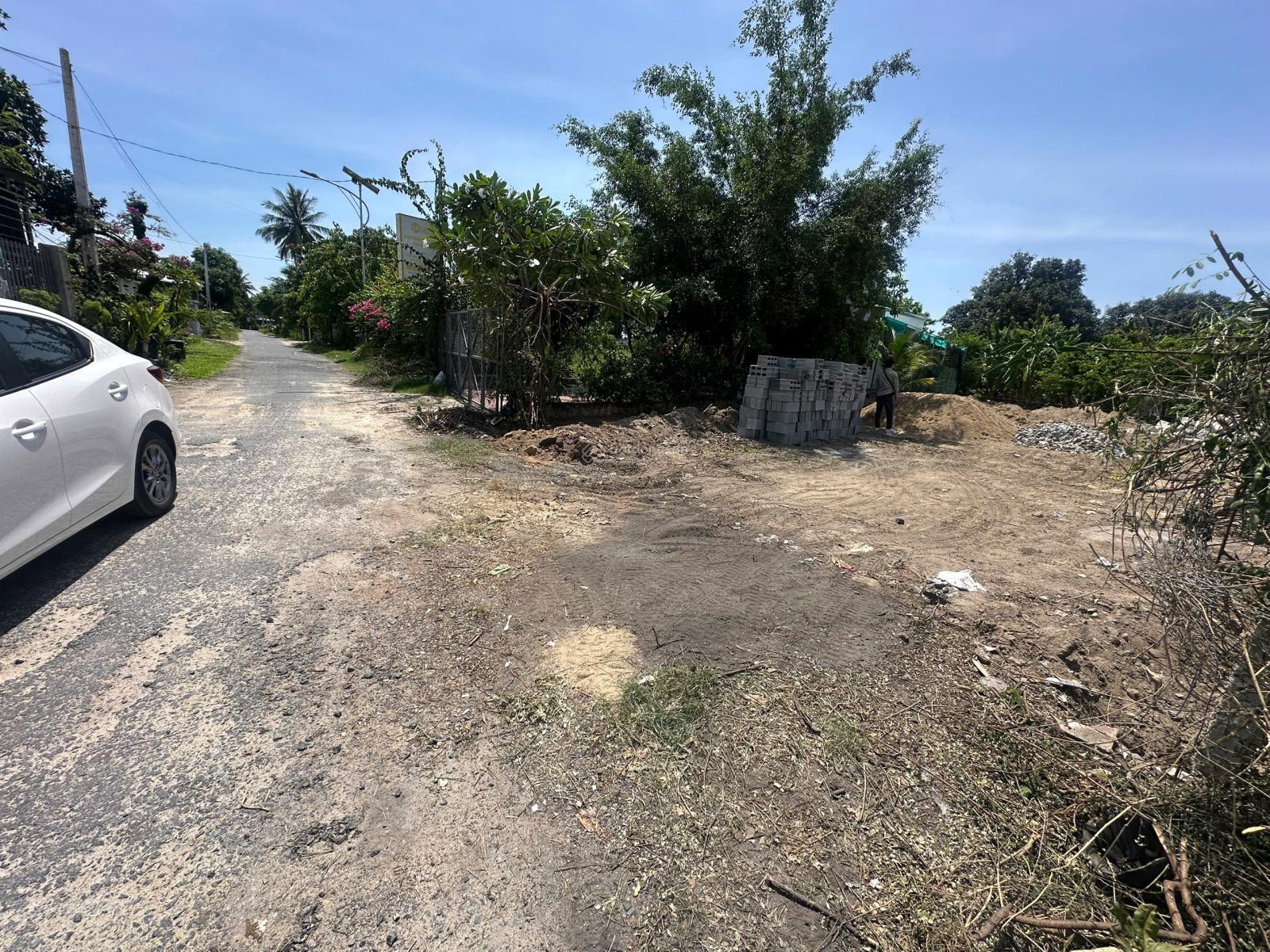 Nhà mới tại Phường Bắc Cam Ranh, gần biển, Khánh Hòa giá đầu tư 436,5m2 full thổ khu dân cư