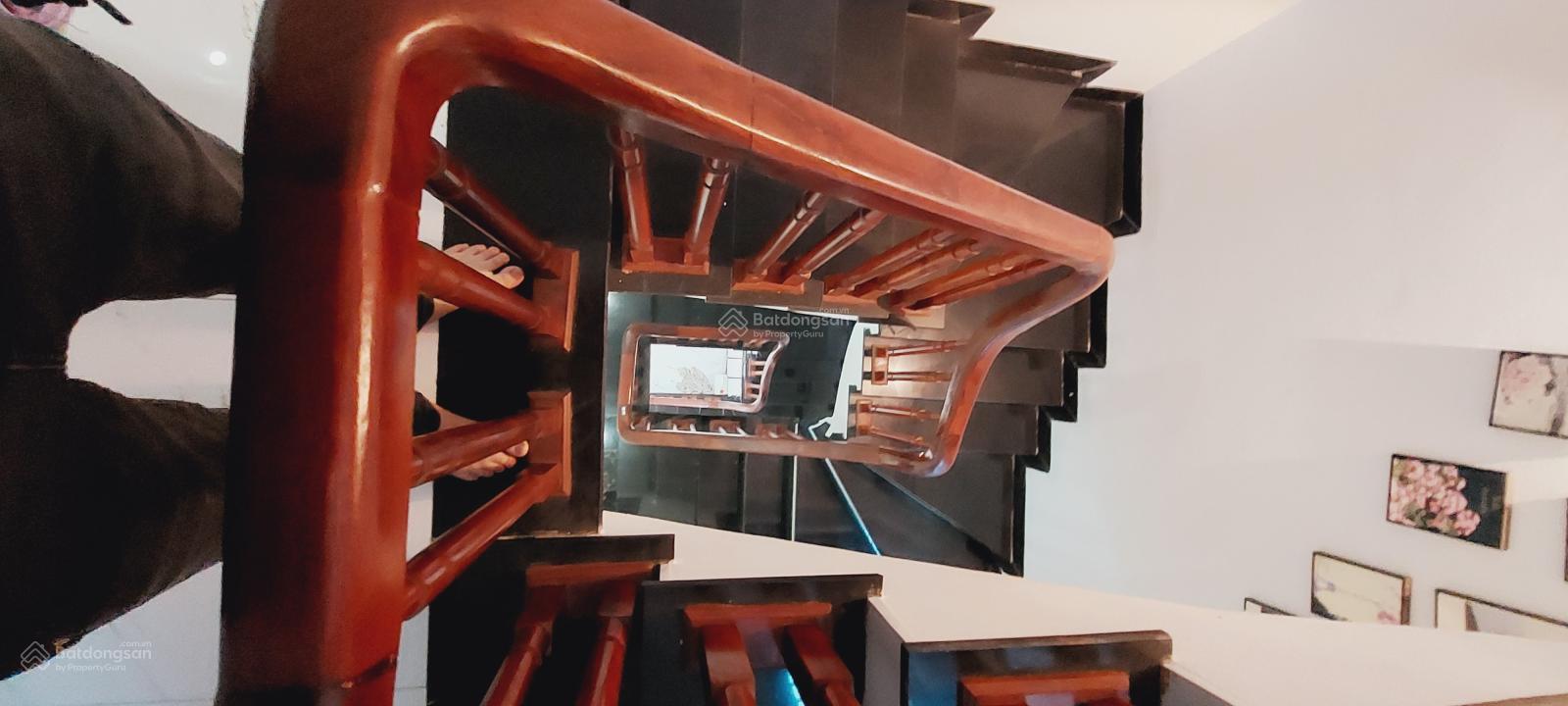 Bán gấp nhà Văn Phú lô góc, gần ô tô 33m2x5t, mt 4m, chỉ 6.36 tỷ