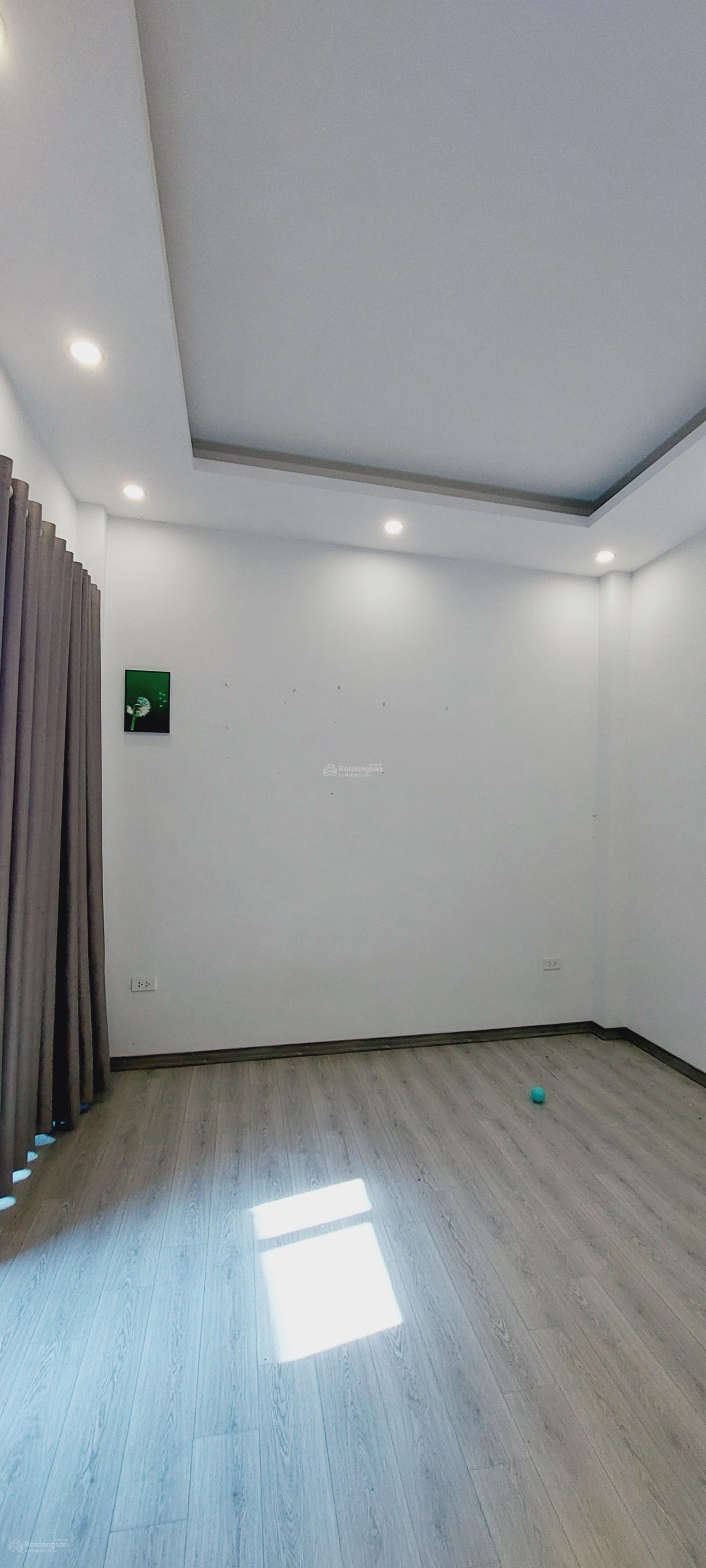 Bán gấp nhà Văn Phú lô góc, gần ô tô 33m2x5t, mt 4m, chỉ 6.36 tỷ