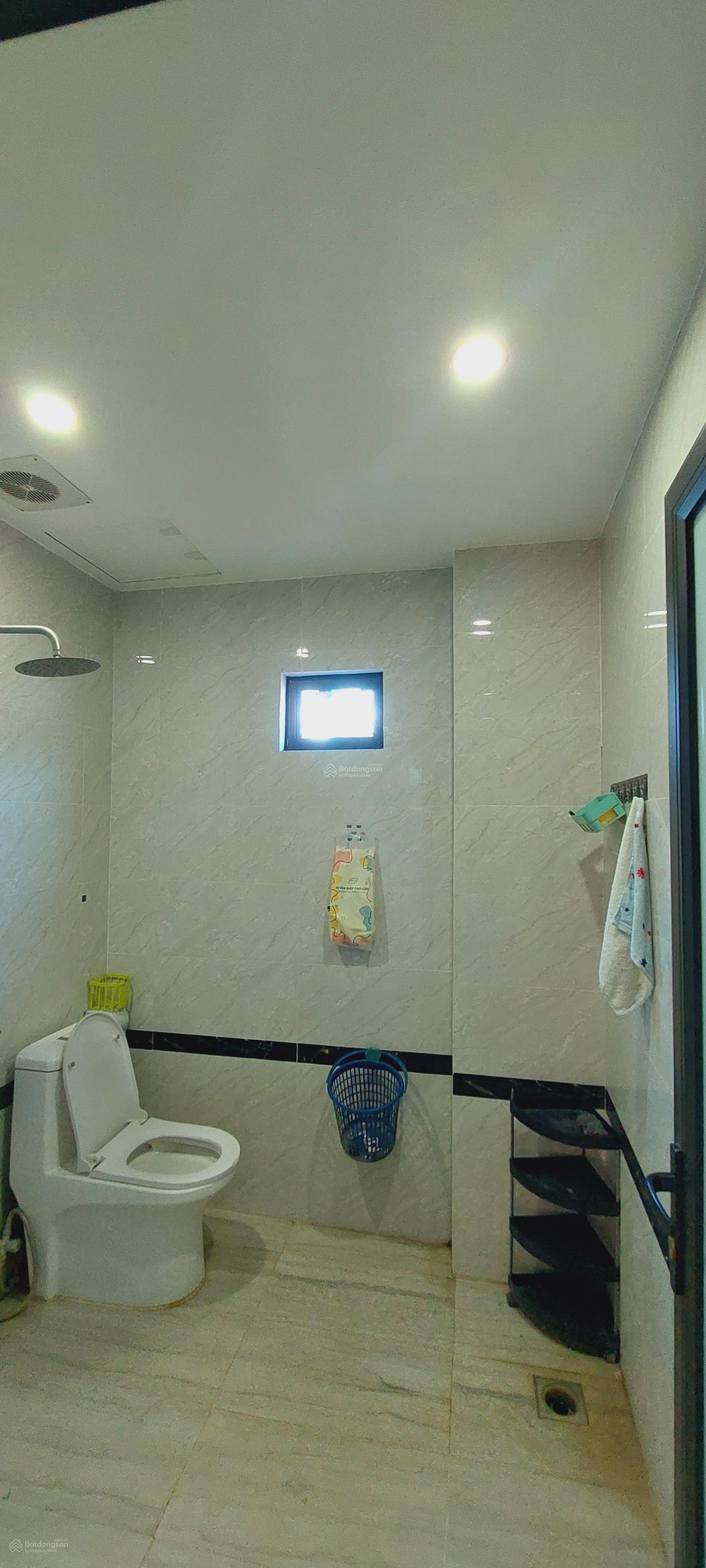 Bán gấp nhà Văn Phú lô góc, gần ô tô 33m2x5t, mt 4m, chỉ 6.36 tỷ