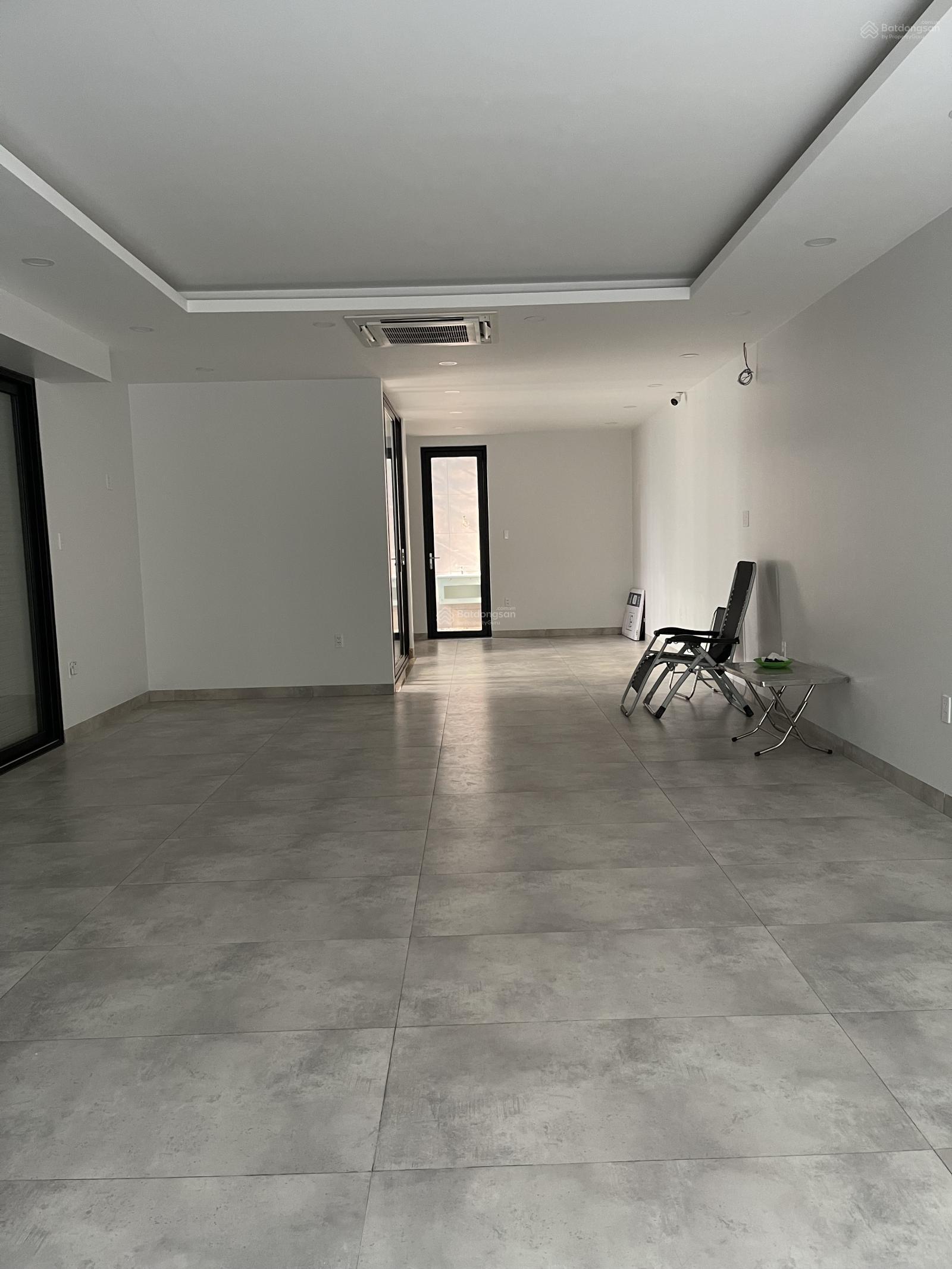 CHO THUÊ VĂN PHÒNG NGUYÊN CĂN 450M2 TẠI KHU HIM LAM KÊNH TẺ GIÁ 60TR NEW 100%