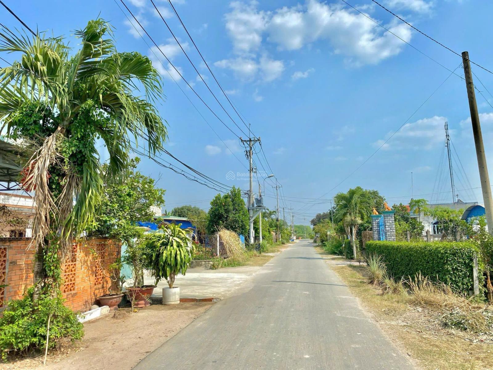 Lô đất vị trí đẹp giá tốt cho A/C chốt ngay! Sổ hồng riêng, công chứng trong ngày