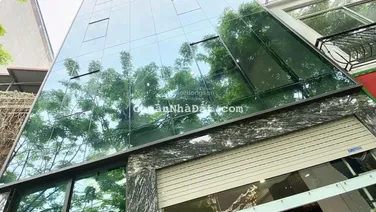 Chính chủ bán nhà mặt phố Phạm Văn Đồng, 35m2, 9 tầng thang máy xây mới, MT 6m, 22,5 tỷ