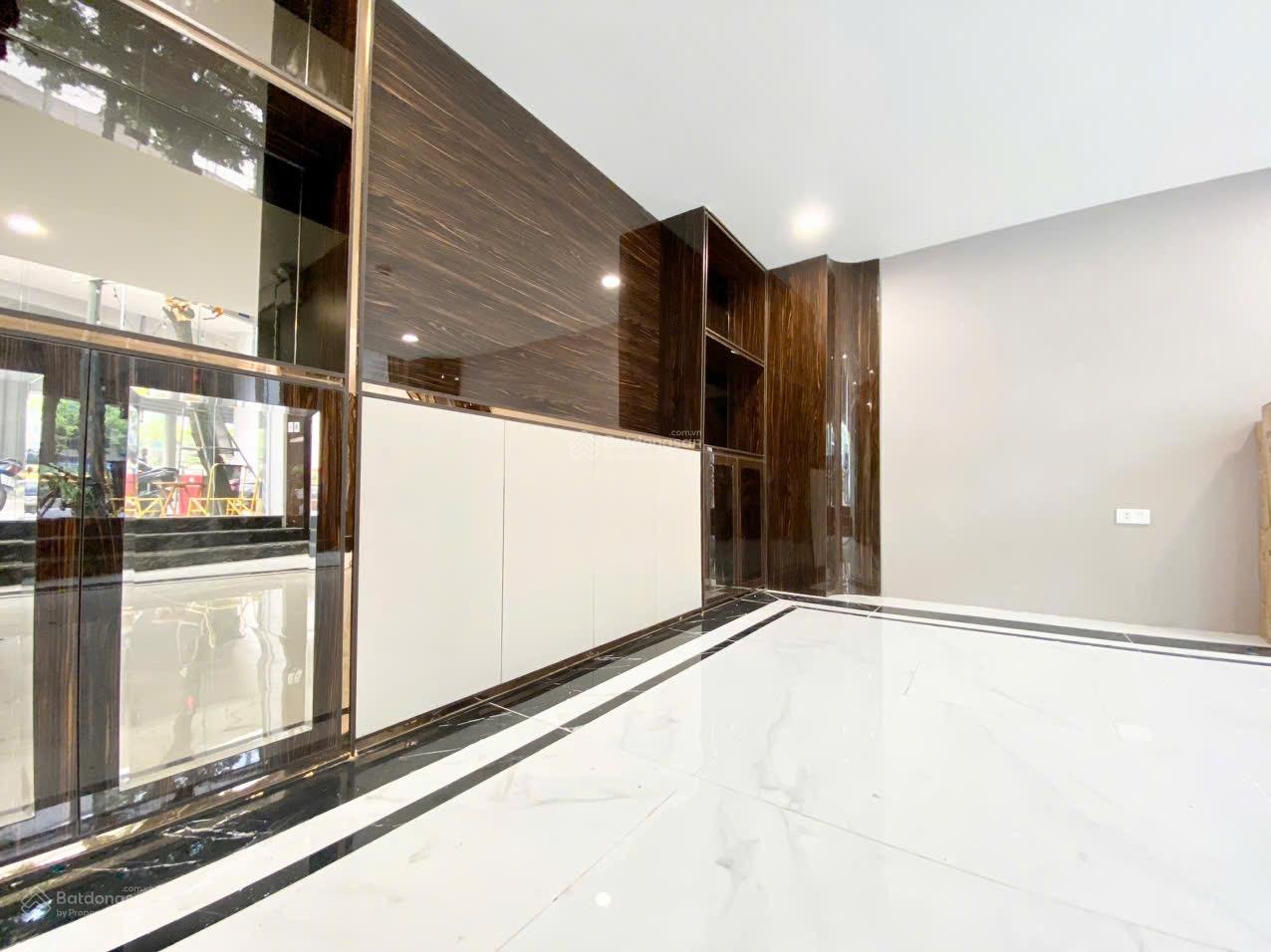 Chính chủ bán nhà mặt phố Phạm Văn Đồng, 35m2, 9 tầng thang máy xây mới, MT 6m, 22,5 tỷ Chính chủ bán nhà mặt phố Phạm Văn Đồng, 35m2, 9 tầng thang máy xây mới, MT 6m, 22,5 tỷ