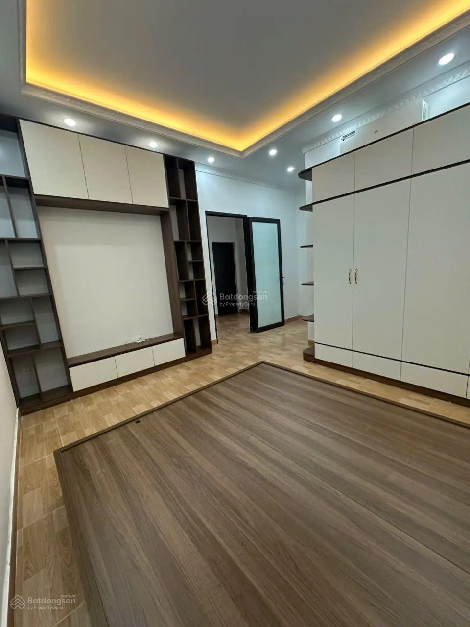 Bán Nhà Riêng tại Trương Định Hoàng Mai, Hà Nội, 9,5 tỷ, 57 m2, hàng hiếm tại Hot!