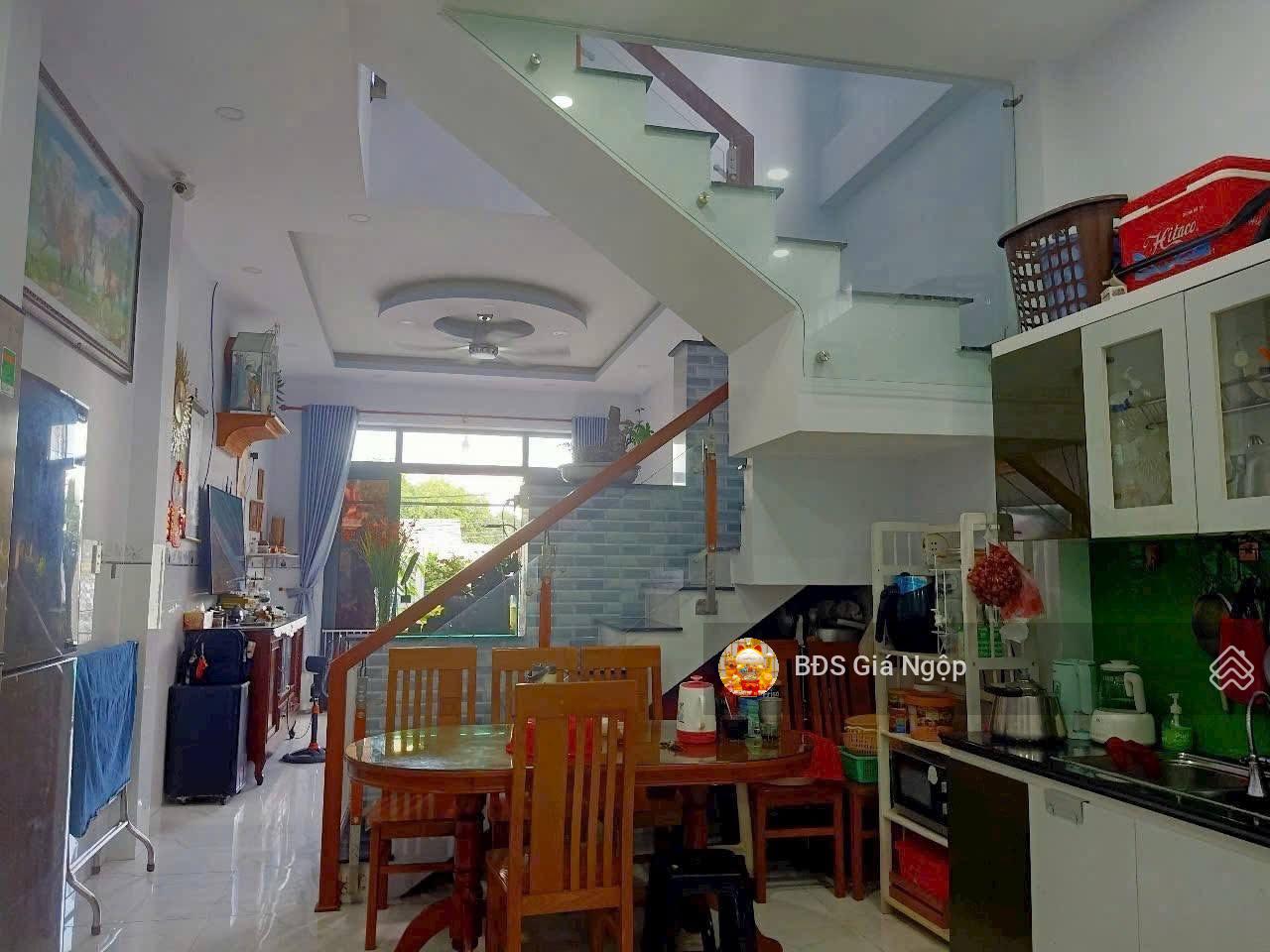 BÁN NHÀ CHO THUÊ ĐƯỜNG 3/2 LÁI THIÊU THUẬN AN, DT 100m2 , thu nhập 8tr/ tháng cách TTYT 800m