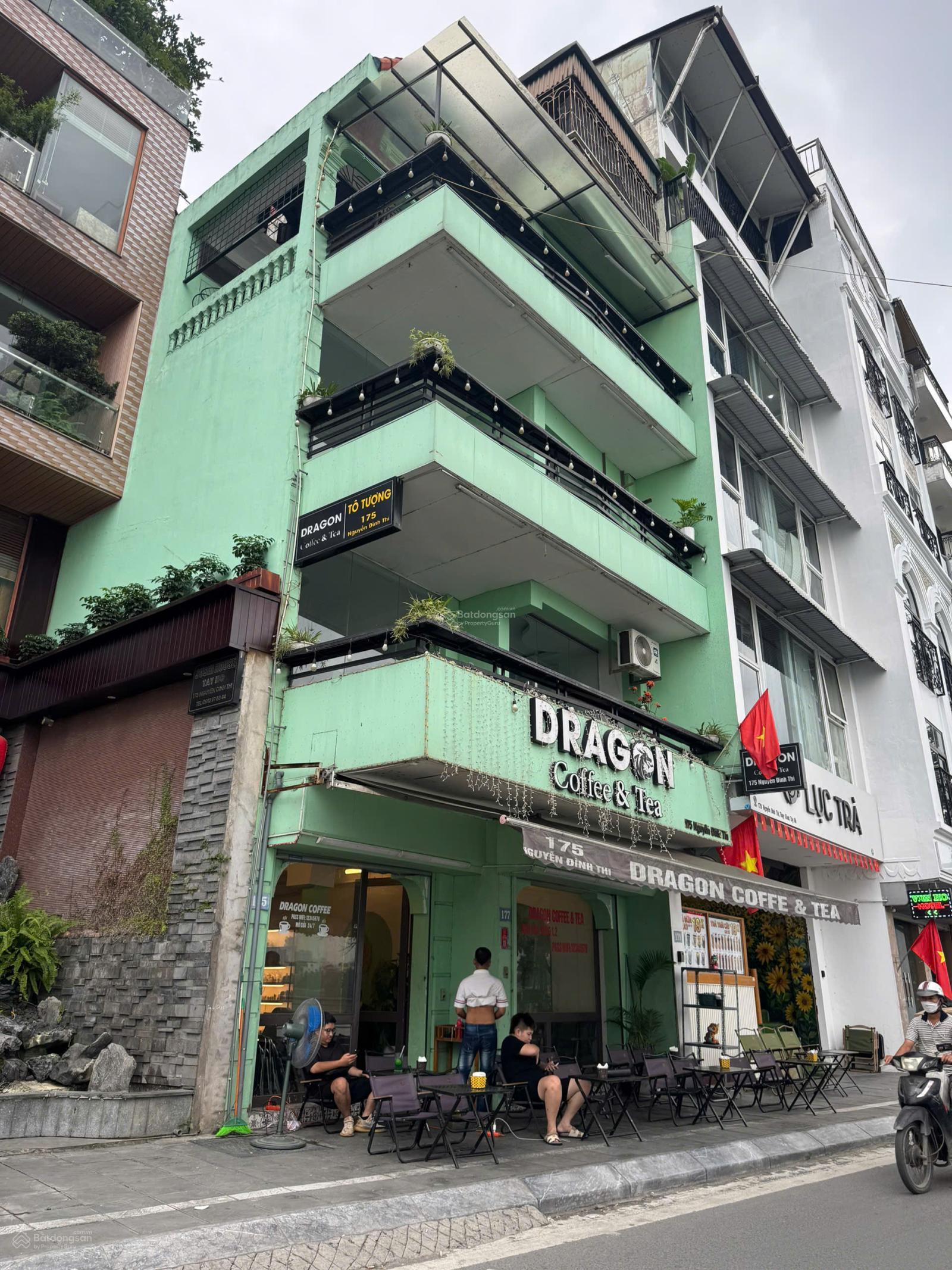 Siêu phẩm Ô Chợ Dừa, Tầng 1 = 120m2 thông sàn, Tầng 2-3-4 = 40m2, Mặt tiền 5m vỉa hè rộng Siêu phẩm Ô Chợ Dừa, Tầng 1 = 120m2 thông sàn, Tầng 2-3-4 = 40m2, Mặt tiền 5m vỉa hè rộng