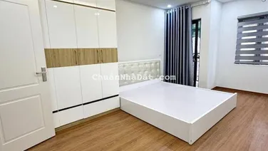 Bán nhà riêng tại Dương Quảng Hàm, nhà mới full đồ ở ngay gần ôtô 9,5 tỷ, 34 m2