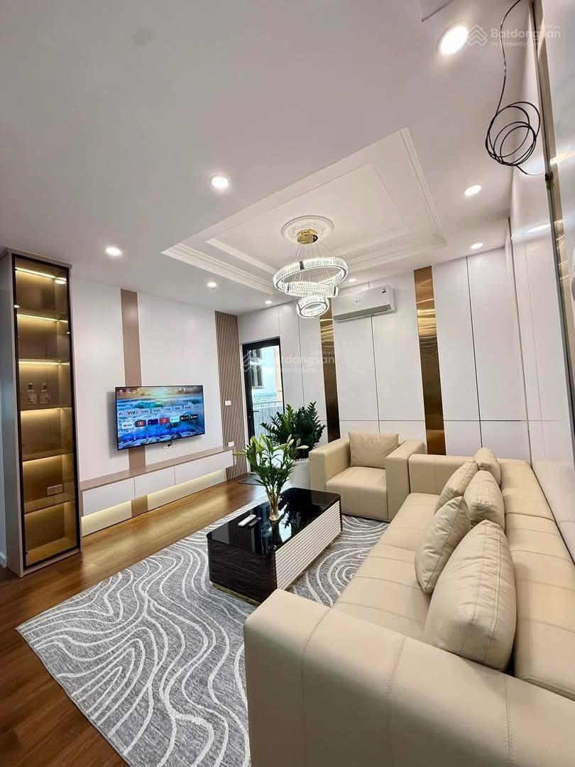 Bán gấp căn 3PN - 106m2 chung cư C4 mặt đường Nguyễn Cơ Thạch chỉ 5tỷ85