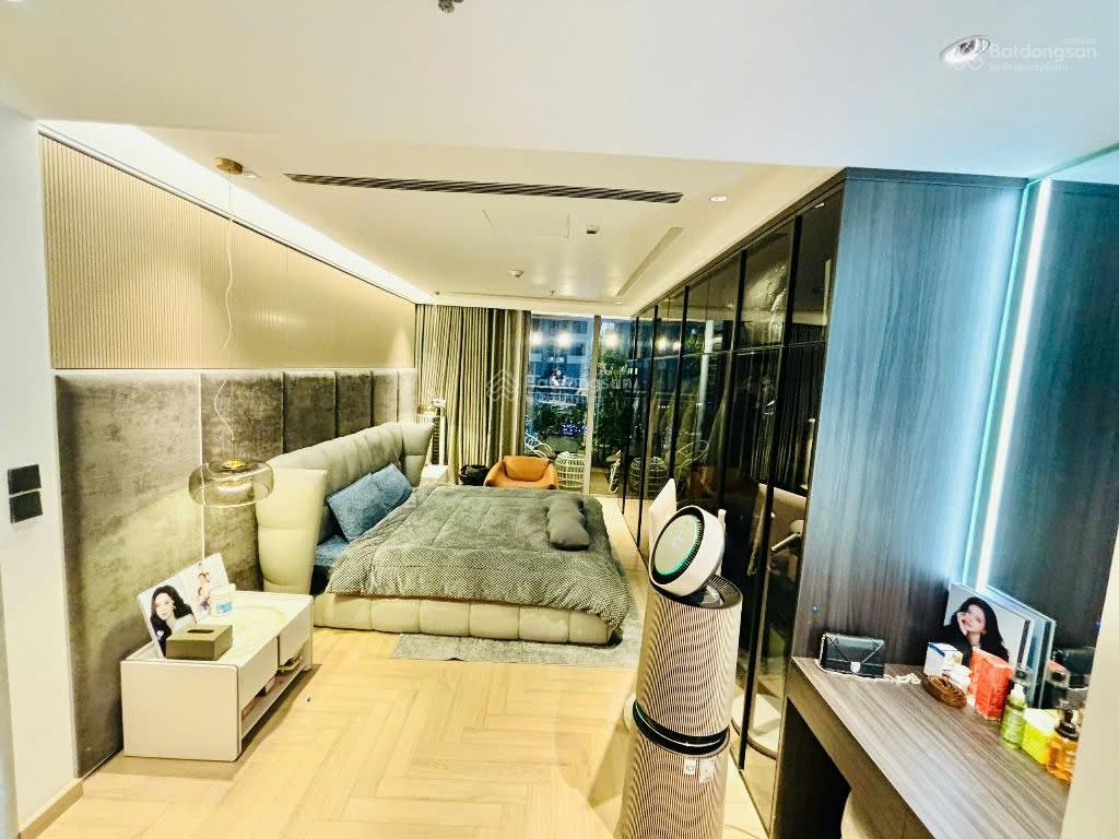 Đập thông 160m2 + 30m2 sân vườn sửa tỉ mỉ tâm huyết tại toà Park 7, full nội thất tại Times City