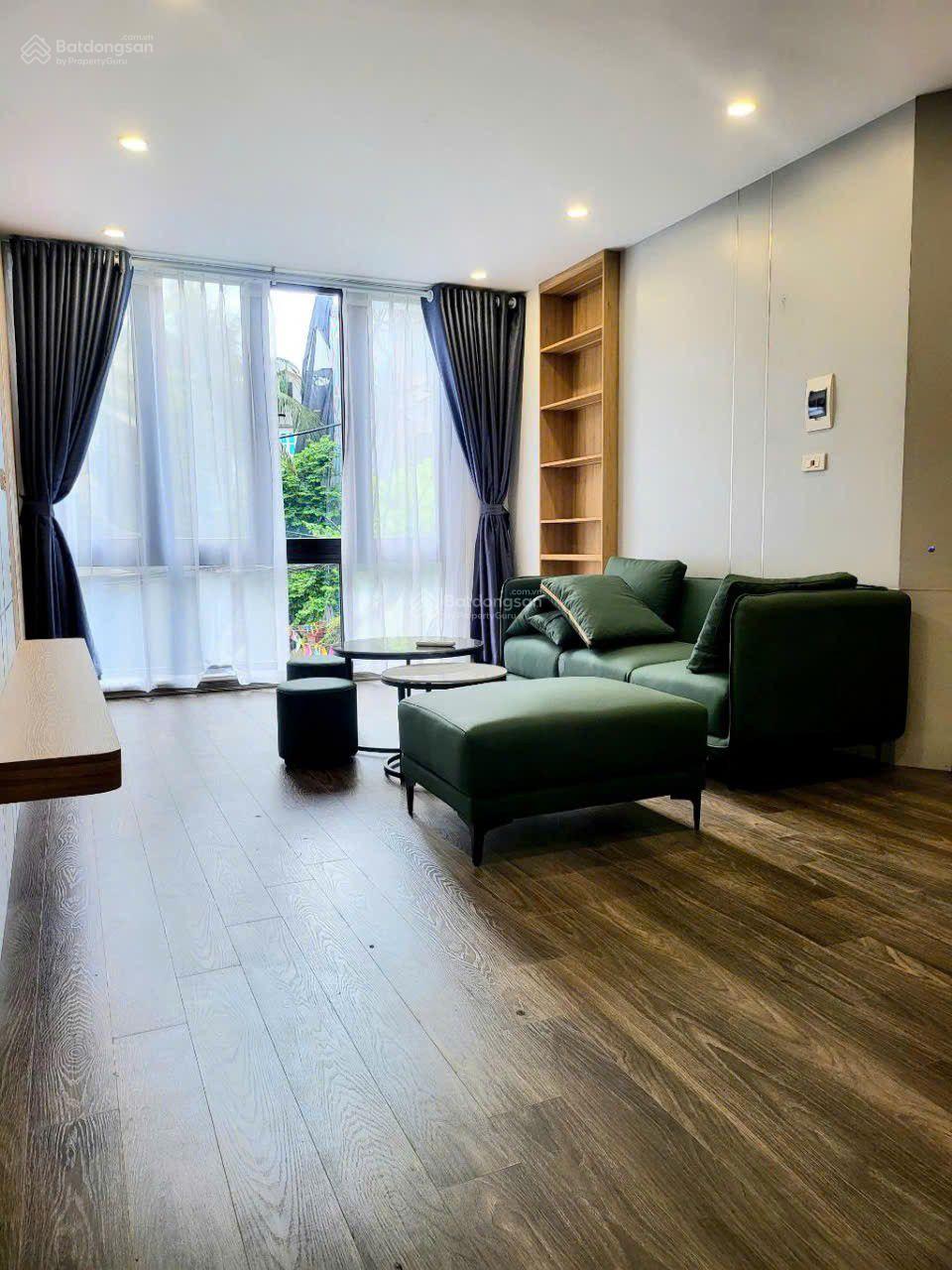 Bán nhà Bồ Đề 50 m2 4 tầng 10.2 tỷ ngõ ô tô thông, ô tô vào nhà, kinh doanh