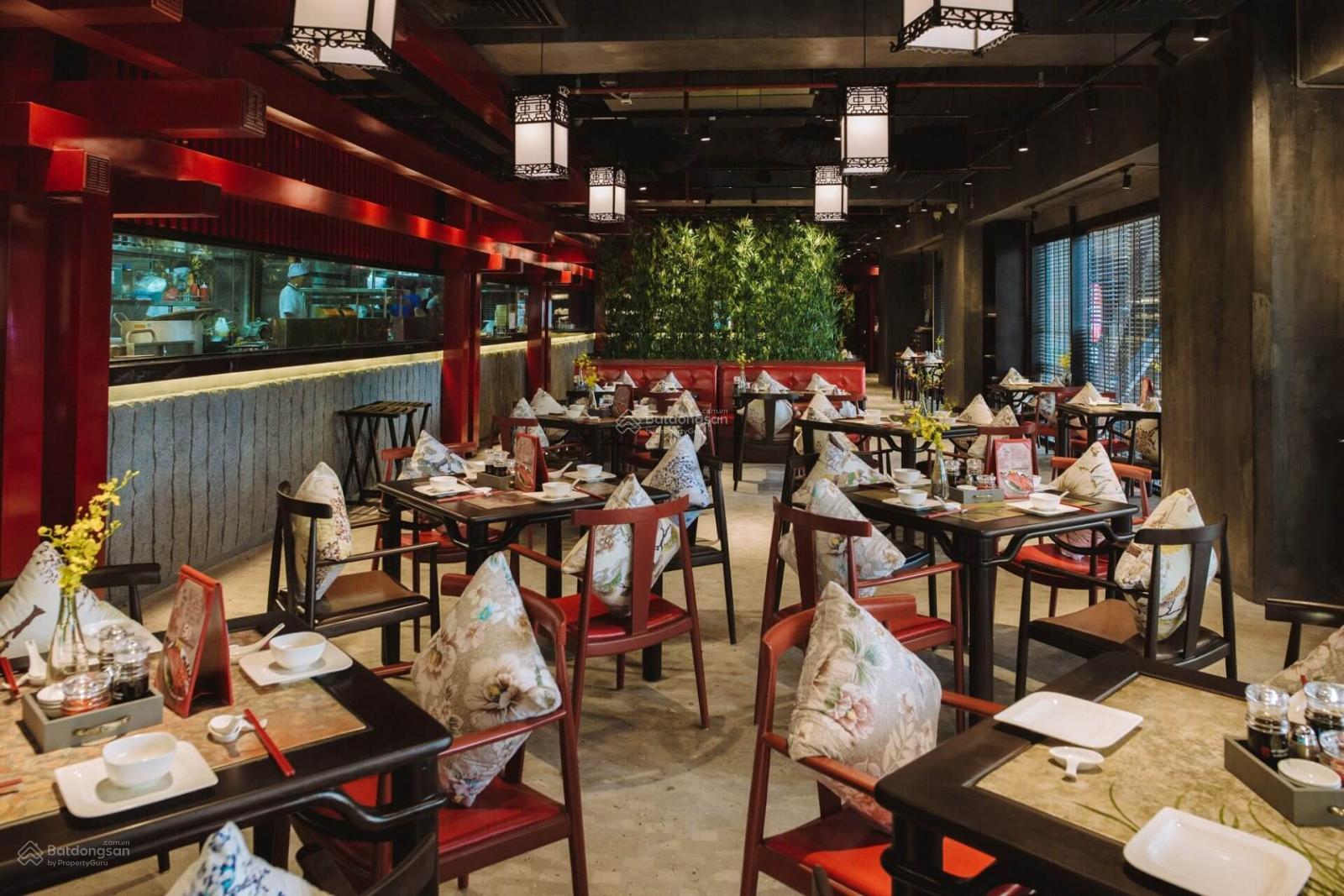 Cho thuê nhà mặt phố Bùi Thị Xuân, DT 150m2 x 4 tầng, MT 7m chỉ 60tr, toàn nhiều thương hiệu lớn