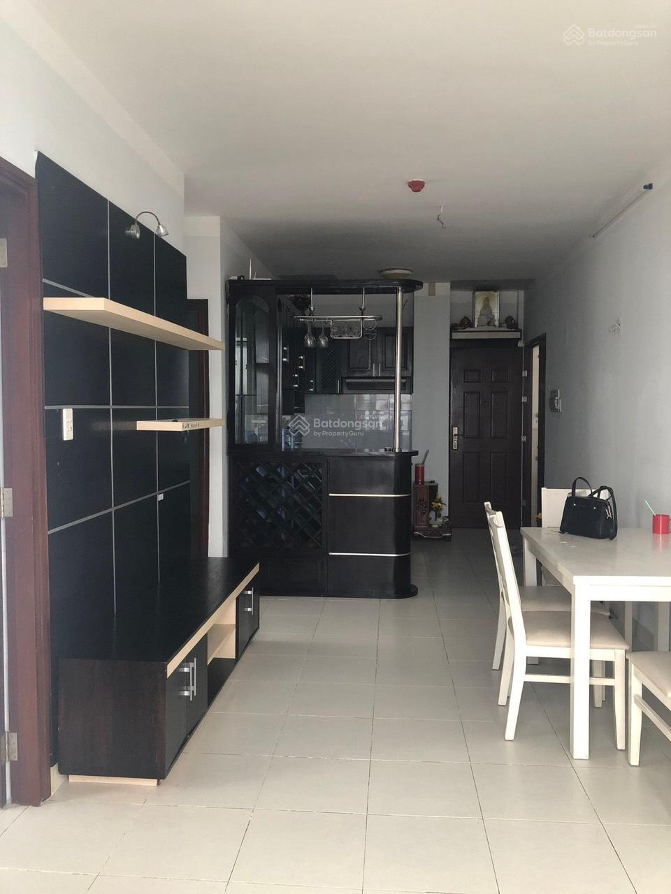 Bán căn hộ Quang Thái có sổ hồng, căn góc. Diện tích 63m2, 2 phòng, giá bán 2 tỷ 650, nhà như hình Bán căn hộ Quang Thái có sổ hồng, căn góc. Diện tích 63m2, 2 phòng, giá bán 2 tỷ 650, nhà như hình