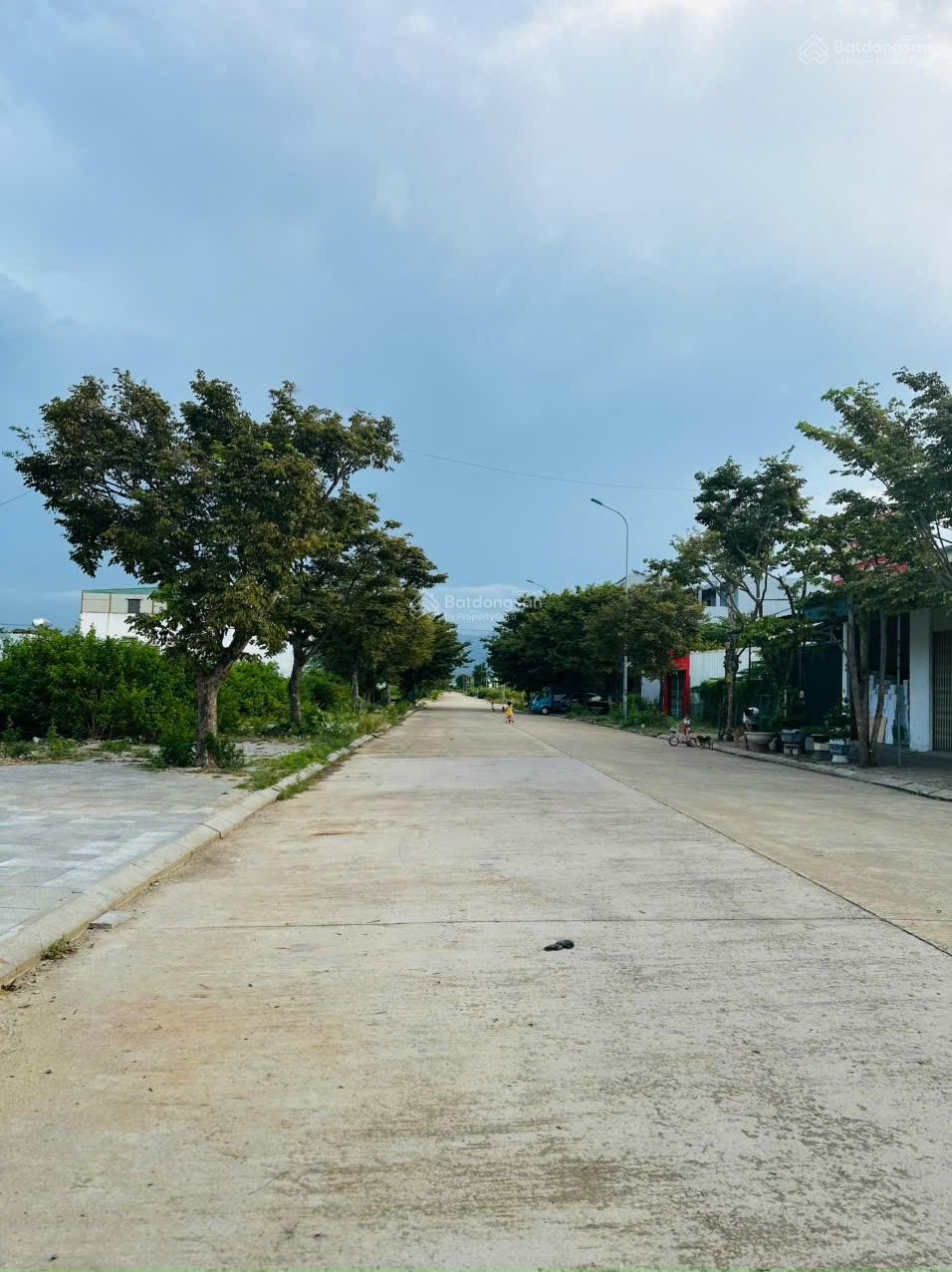 Cần bán đường 10.5m khu đô thị Golden Hills Hoà Hiệp Liên Chiểu - Đà Nẵng, giá 4.05 tỷ/125m2