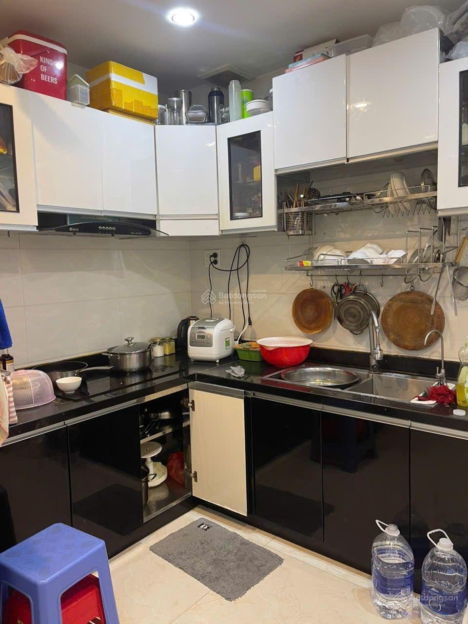 Bán CC Sư Vạn Hạnh mới đẹp, thang máy - 71.1m2 - 3tỷ750