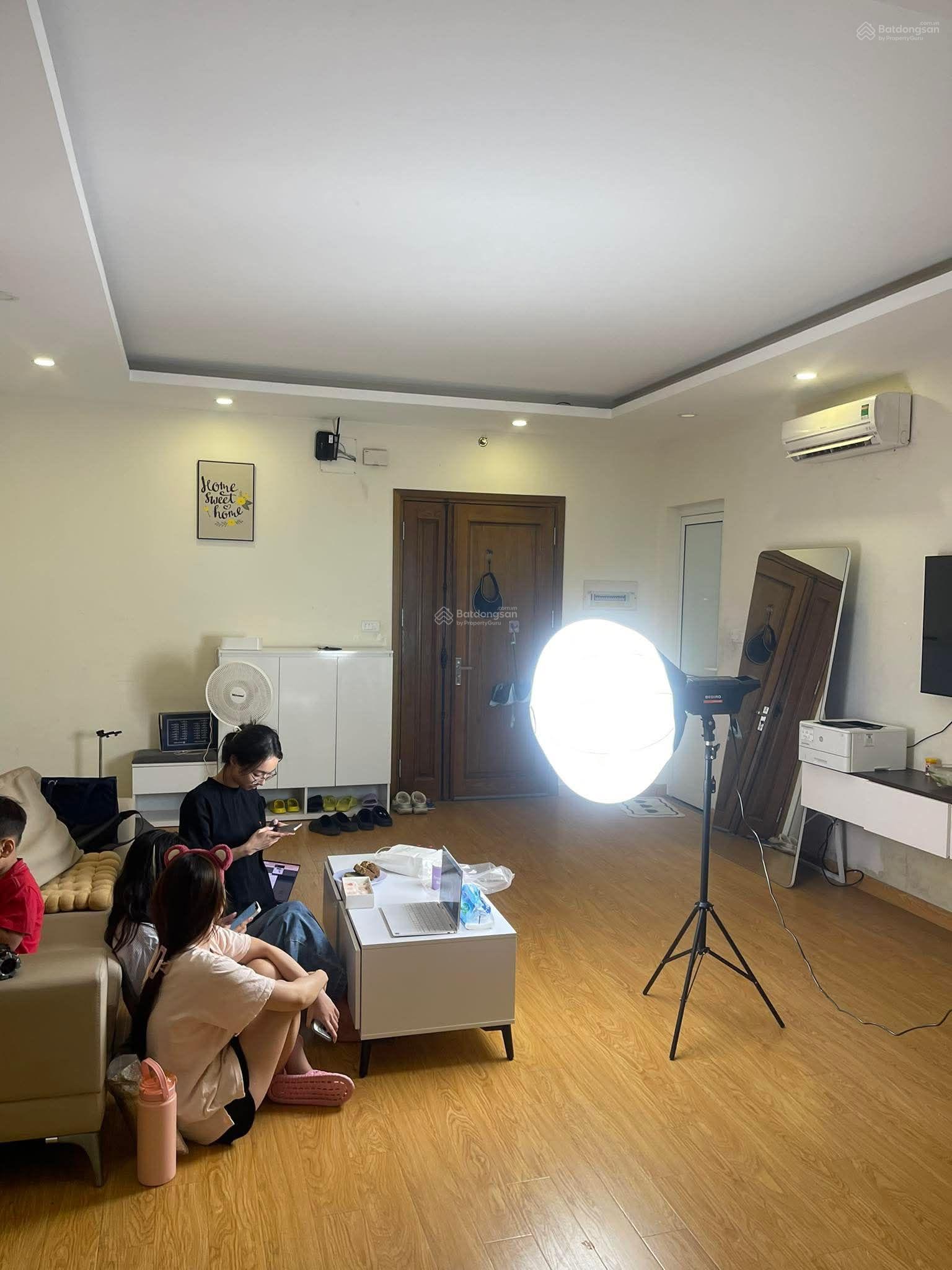 Bán căn 2PN 2WC 68.4m2 Gelexia 885 Tam Trinh, 4ty62, full nội thất, LH 0984 583 ***