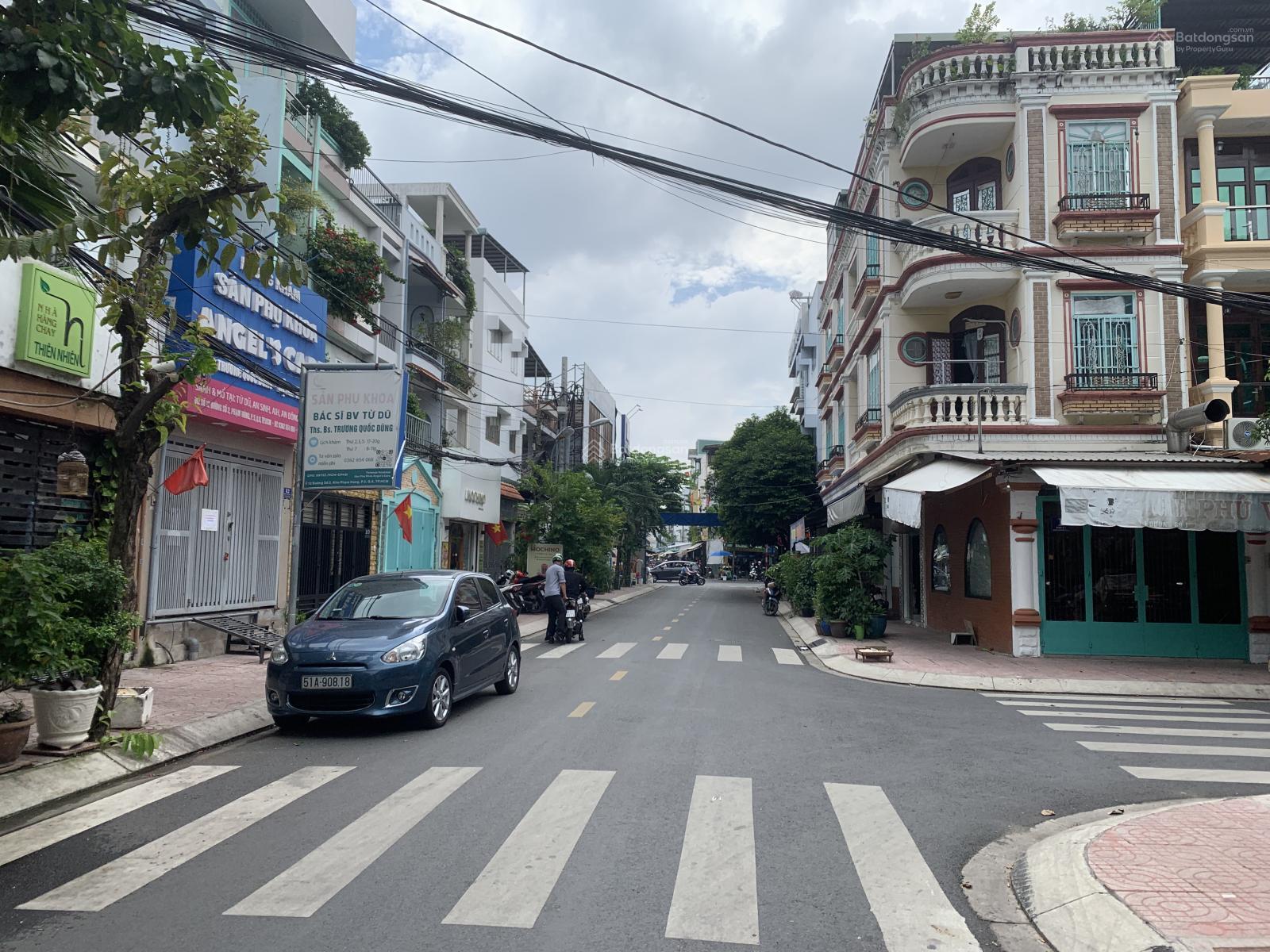 Nhà thuê 4 tầng 4 x 22 - 3PN, 4WC - MT đường 12m khu nhà ở Phạm Hùng - P5Q8 cũ - giá: 25 triệu/th