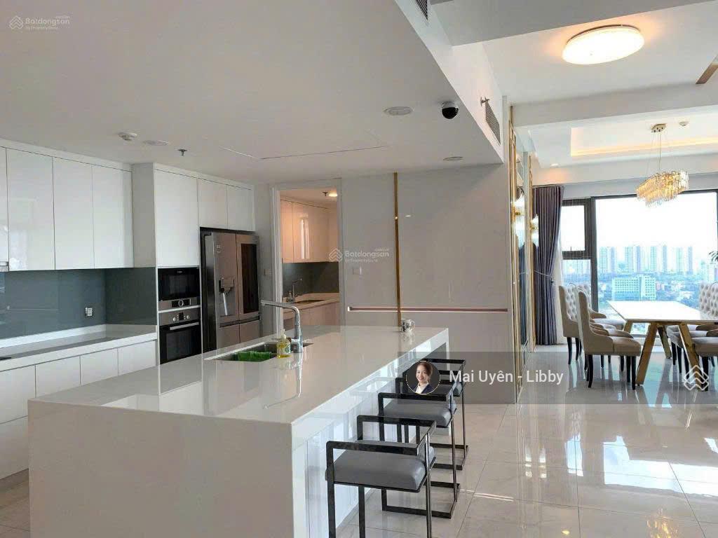 Bán duplex Gateway Thảo Điền - 4 phòng ngủ - 239.27m2 view Landmark 81 - giá 39 tỷ LH: 0905 007 ***