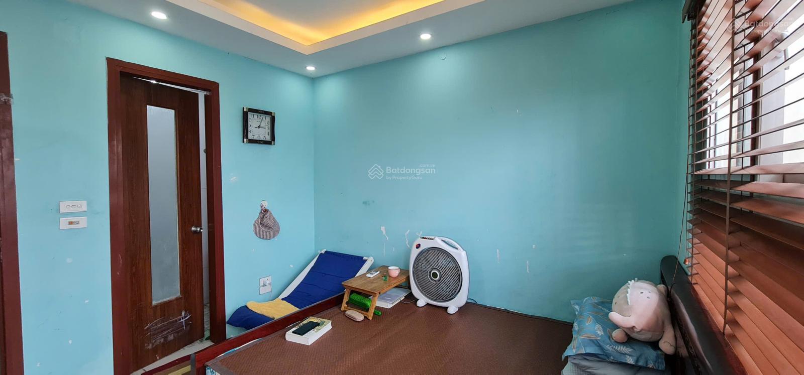 Bán căn 2 phòng ngủ chung cư VP6 KĐT Linh Đàm, 62m2, tầng trung , đủ nội thất giá 2,7 tỷ