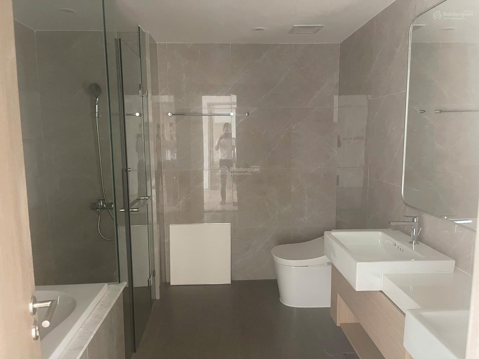 Độc quyền bán penthouse Masteri Lumiere, DT 220m2, giá 17.5tỷ, tầm nhìn bao quát sông & Landmark 81 Độc quyền bán penthouse Masteri Lumiere, DT 220m2, giá 17.5tỷ, tầm nhìn bao quát sông & Landmark 81