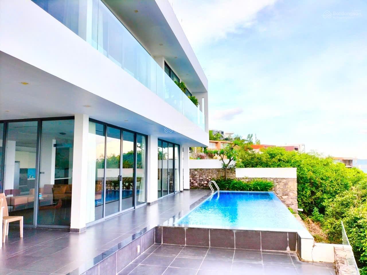 Bán Biệt Thự Biển Cao Cấp Anh Nguyễn, Trần Phú, Nha Trang.