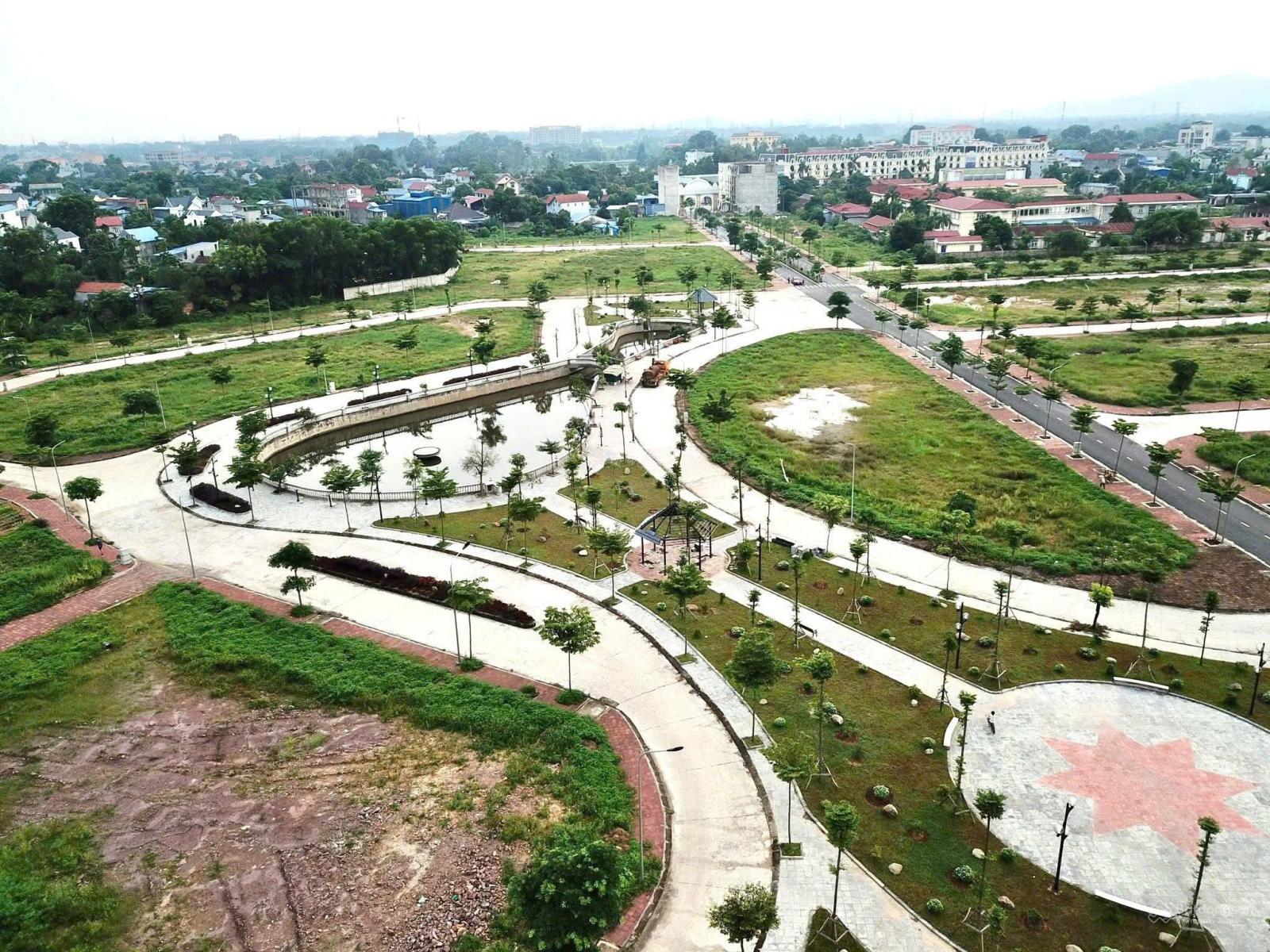 Suất ngoại giao lô view trường học công viên hồ điều hòa, để ở và kinh doanh được ngay, vị trí vàng Suất ngoại giao lô view trường học công viên hồ điều hòa, để ở và kinh doanh được ngay, vị trí vàng