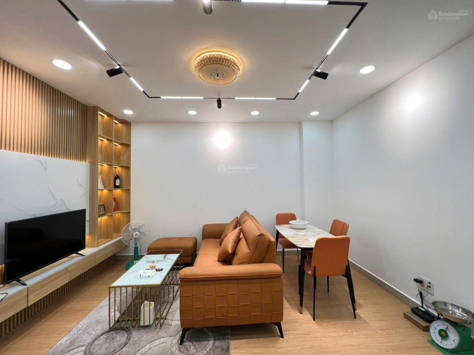 NÓNGG!! Bán gấp căn hộ chung cư 3tỷ9 ,78m2,2PN 2WC tại Oriental Plaza,685 Âu Cơ, HCM. LH:0932 056 ***