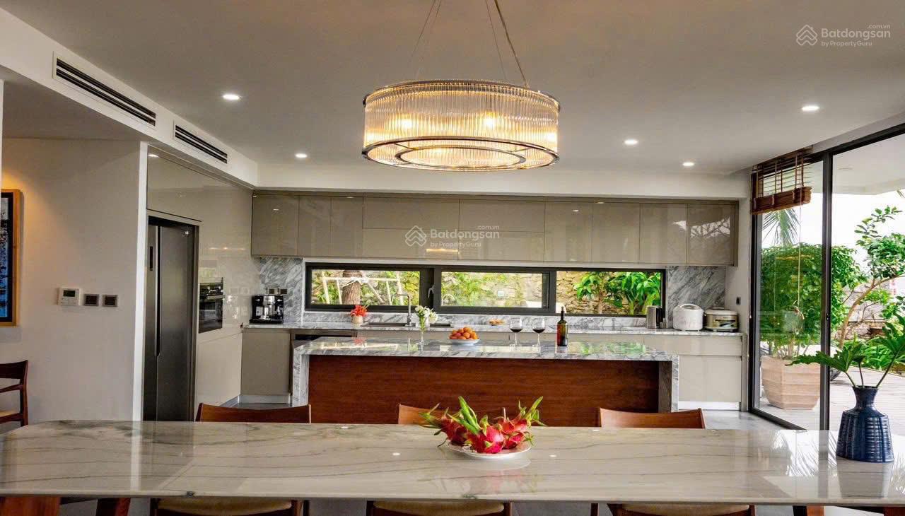 Bán Biệt thự Anh Nguyễn (Ocean Front Villas, Nha Trang. Giá từ 37 tỷ (căn thô), 45 tỷ (hoàn thiện)