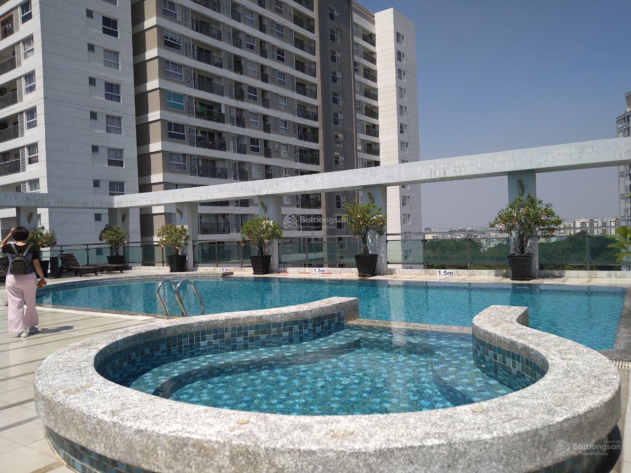 Hot! Căn hộ cho thuê tại Cao ốc Phú Nhuận, 14 triệu, 98m2 Hot! Căn hộ cho thuê tại Cao ốc Phú Nhuận, 14 triệu, 98m2