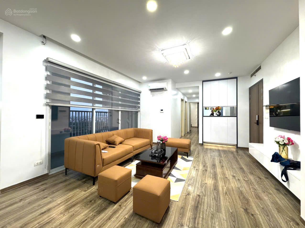 Chính chủ Cho thuê CC Eco Green City, 75m2, 15 triệu, 2PN, 2WC, giá ưu đãi