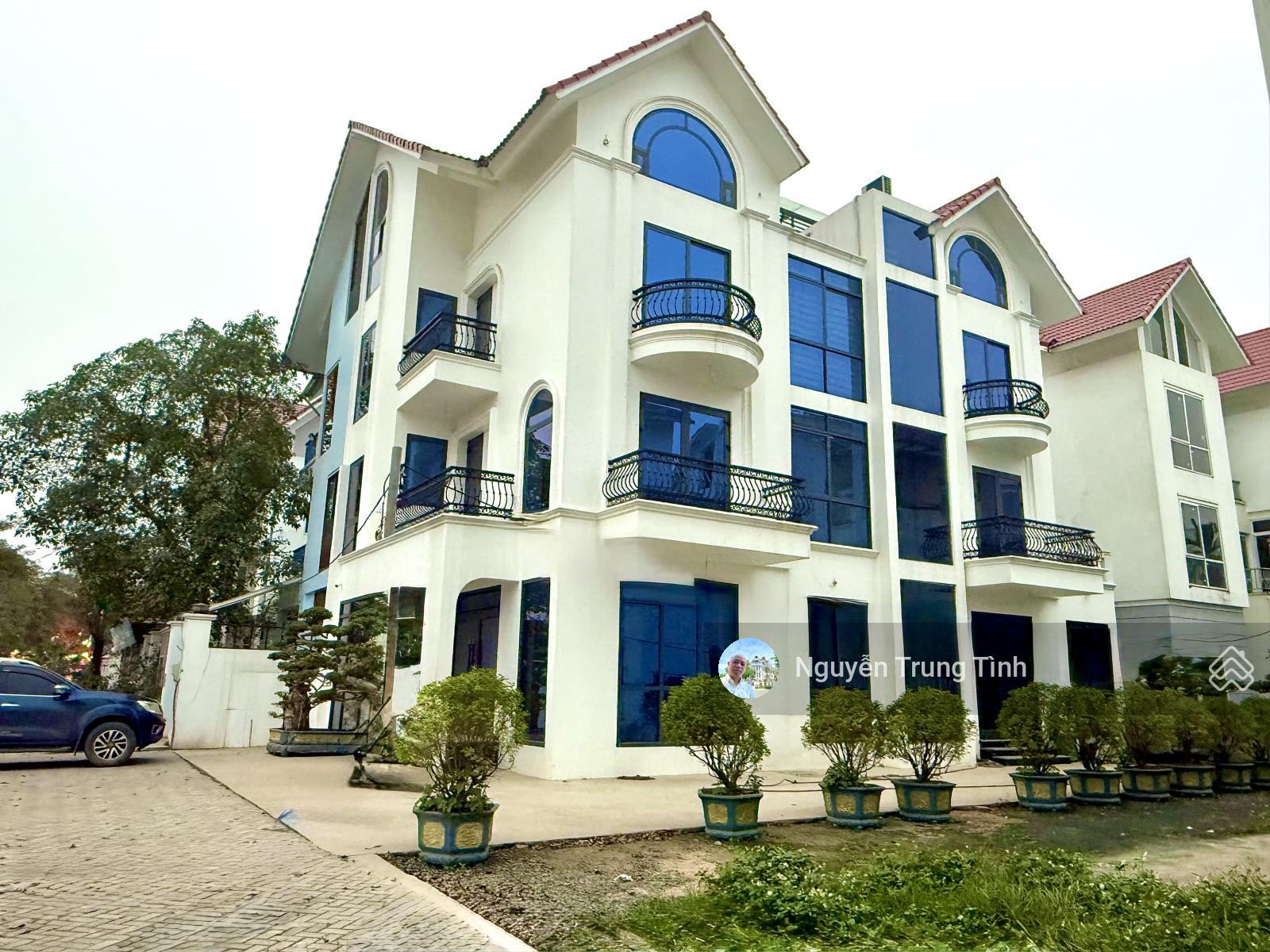 Bán biệt thự song lập KDT ngôi nhà mới khẳng định đẳng cấp sống thượng lưu - 240m2 giá chỉ 19,5 tỷ