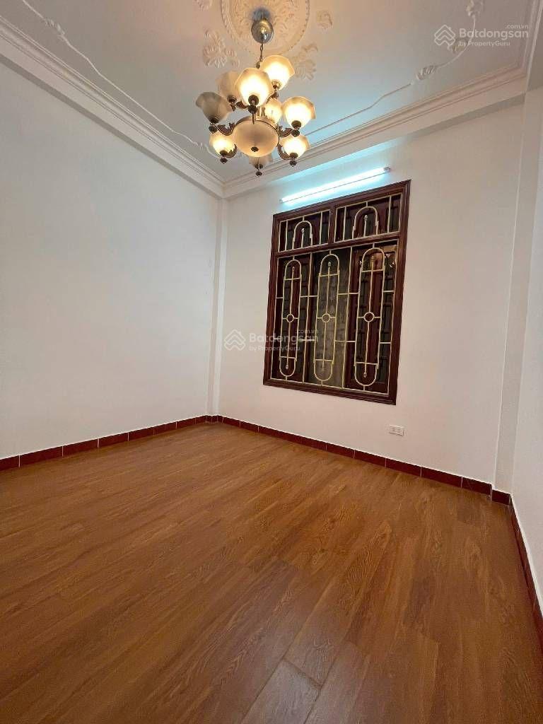 Tôi cần bán gấp căn nhà Nguyễn Chí Thanh, 45m2, 6 tầng hơn 16 tỷ