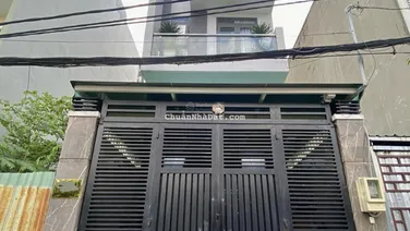 Siêu phẩm! nhà có thang máy Dương Quảng Hàm, P6. DT 70m2, xe hơi đỗ trong. Giá 12,7 tỷ TL