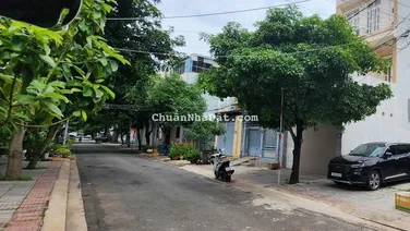Bán lô đất đẹp, 100m2, khu 135B Lê Quang Định, Vũng Tàu. Gần trường học. Giá 6.7 tỷ