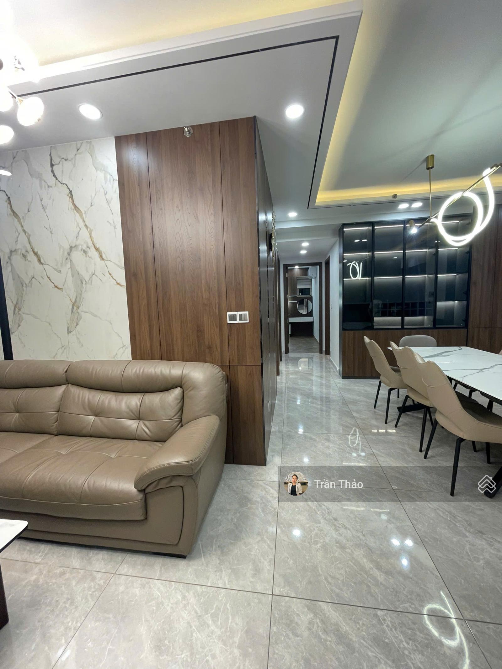 Bán nhanh The Peak M8 Midtown 3PN diện tích rộng 129m2 góc view thoáng giá chốt nhanh