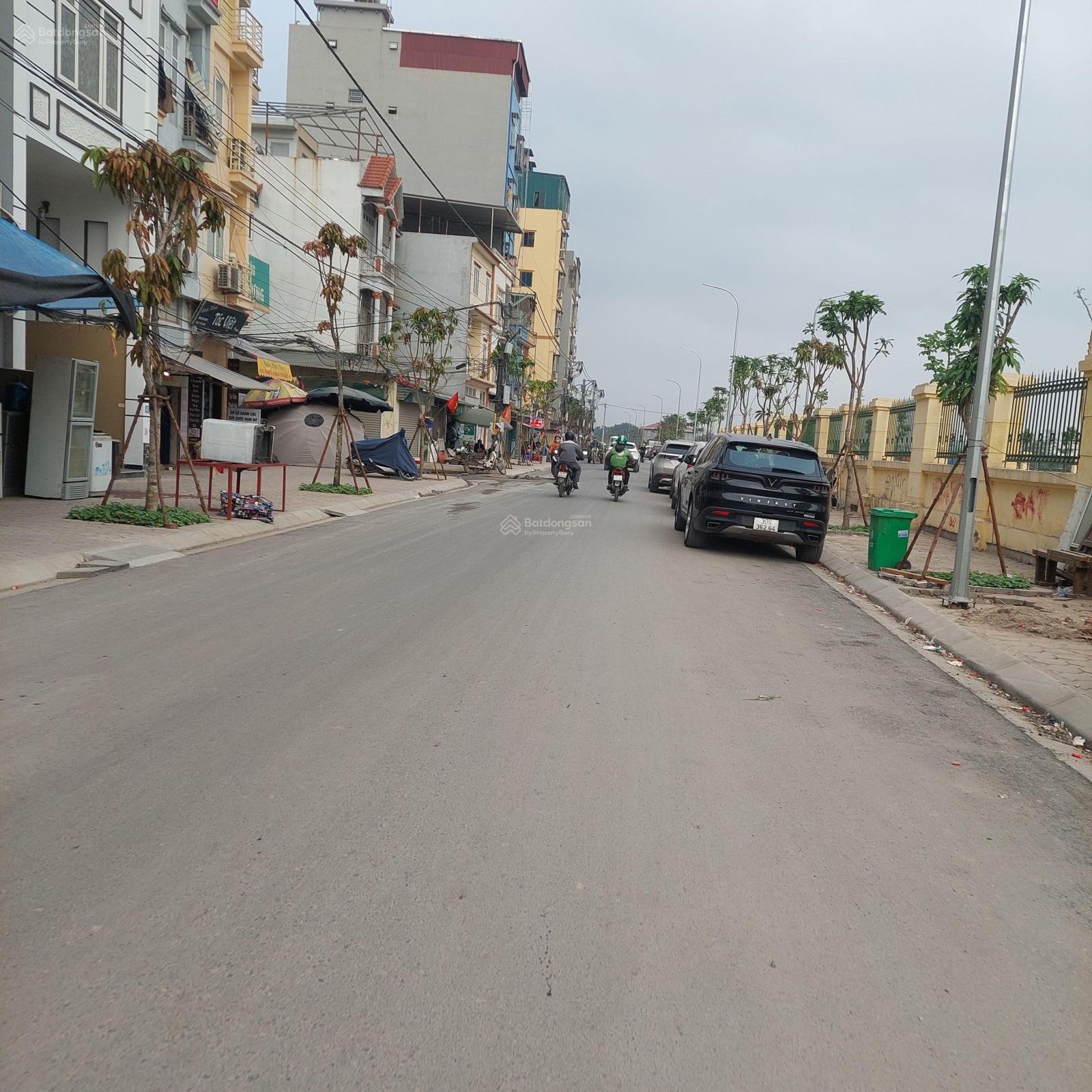 Bán đất sát vách KĐT Linh Đàm 65m2 mặt tiền 4 m, ô tô qua đất, giá chào 10,45 tỷ