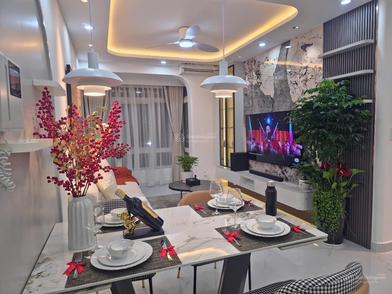 Hot! Bán gấp căn góc Sky Garden 3, rẻ hơn thị trường 300 triệu, full nội thất mới 100%