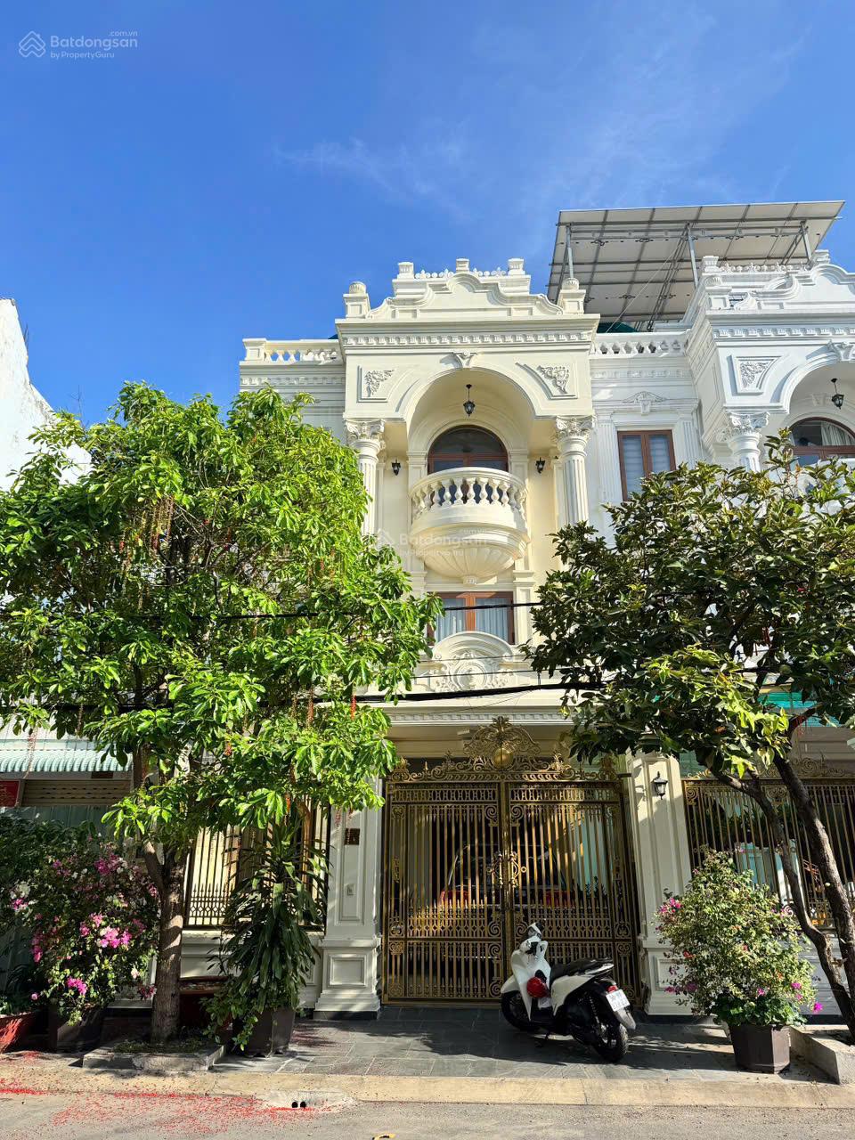 Chỉ 22,5 tỷ. Biệt thự cao cấp 4 tầng Nguyễn Hữu Dật - Chế Lan Viên, Q. Tân Phú