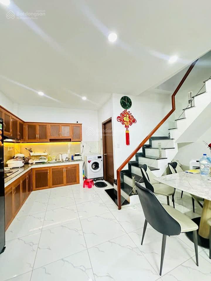 Định Cư Bán Nhà Đồng Xoài Tân Bình 3 PN Gần Sân Bay Khu K300 Nhỉnh 6 Tỷ.