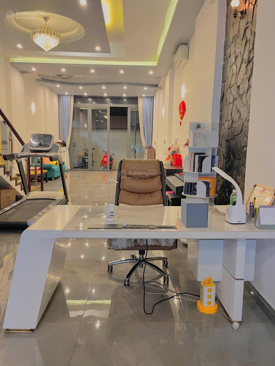 Nhà riêng Chánh Nghĩa đầy đủ nội thất Nhà riêng Chánh Nghĩa đầy đủ nội thất
