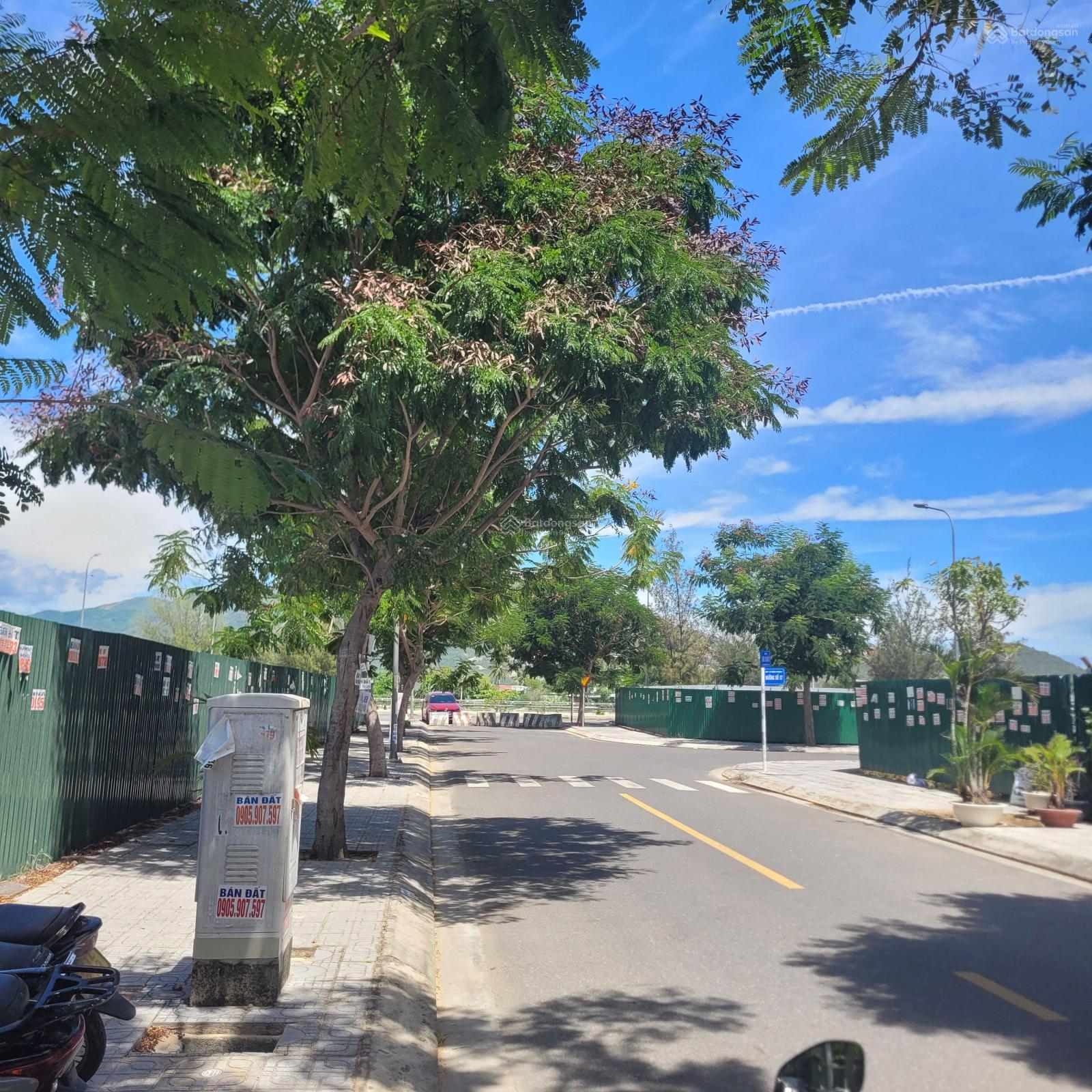 Cần bán lô đất đường Dương Thị Quý, khu đô thị Hà Quang 1, Nha Trang ngang 7,5m giá 48 tr/m2.