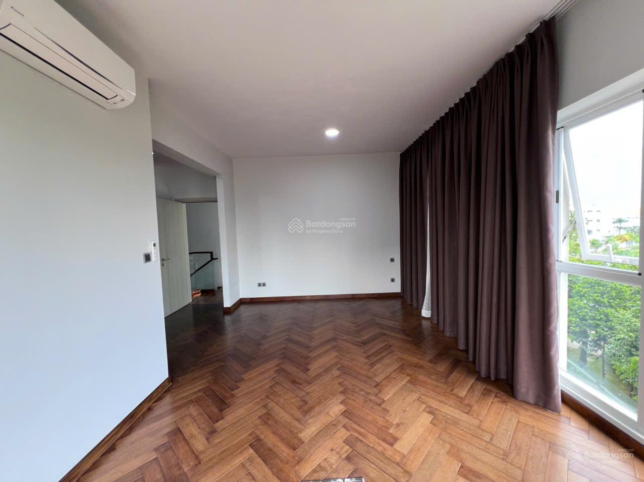 Bán CC Happy Valley Premier 4PN, 3WC, 170m2, 17 tỷ tại Tân Phong, Q7, HCM