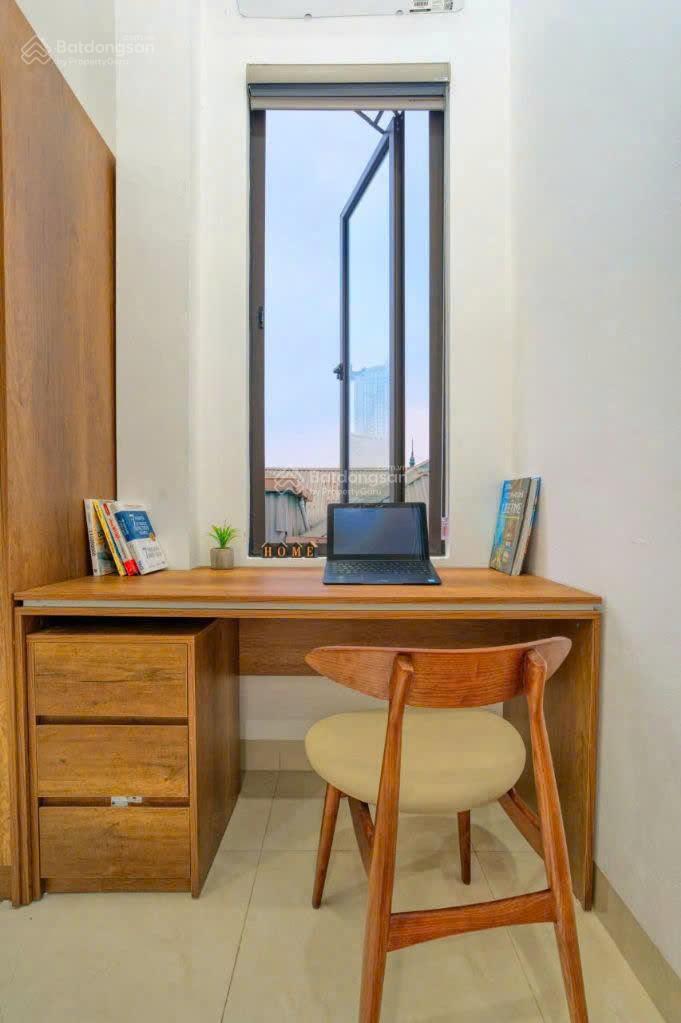 Ngọc Thụy - Căn hộ 2 phòng ngủ - Full nội thất - Ô tô đỗ cửa