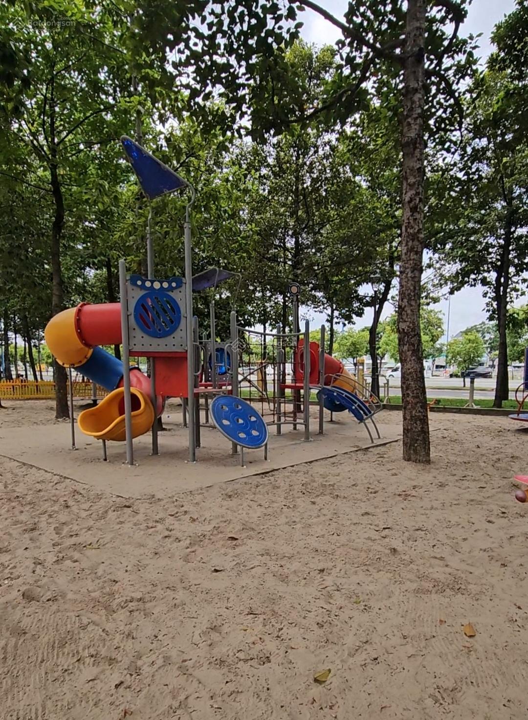 Chỉ 7.3 tỷ - Nhà 1 đời chủ - Nguyễn Văn Đừng Q5, Ngay QUEEN PLAZA, 51M2 (3.9x13) VUÔNG VỨC. HẺM 4M Chỉ 7.3 tỷ - Nhà 1 đời chủ - Nguyễn Văn Đừng Q5, Ngay QUEEN PLAZA, 51M2 (3.9x13) VUÔNG VỨC. HẺM 4M