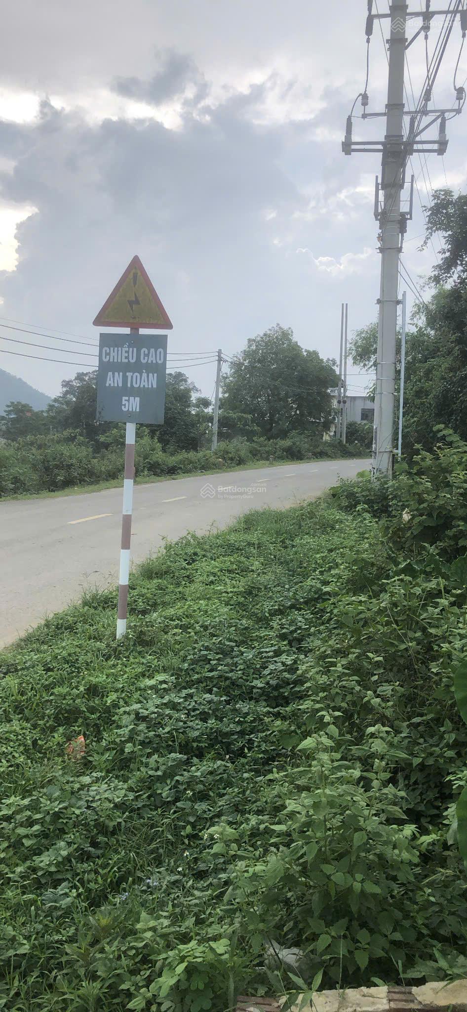 Chính chủ cần bán mảnh đất mặt đường DT446 Xã Yên Bình, Thạch Thất, Hà Nội, DT 394m², MT 15m