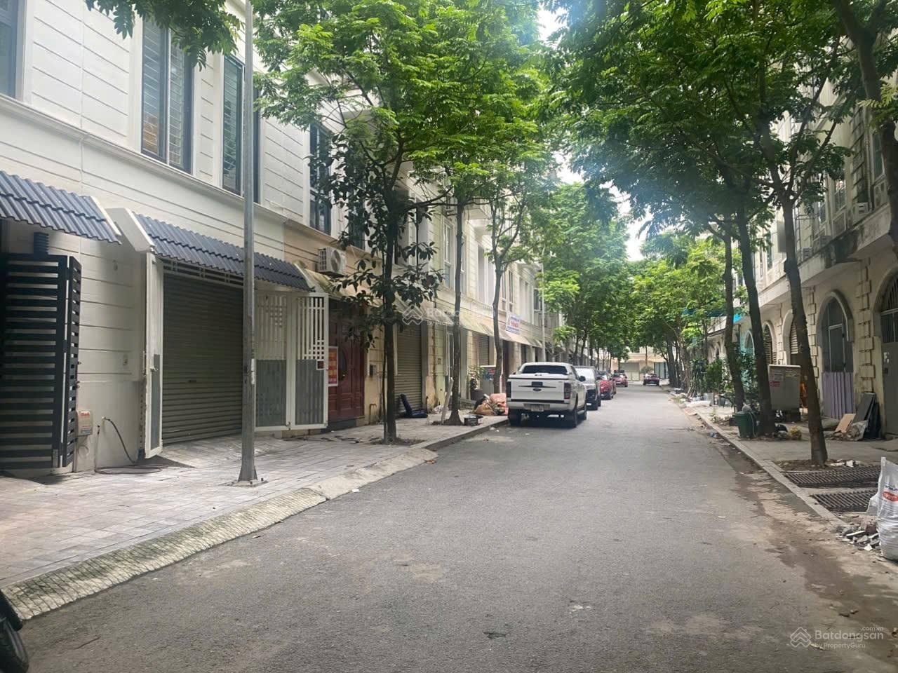 Siêu hiếm 90 m, 5 tầng, thang máy, 17 tỷ, liền kề KĐT Đô Nghĩa, Yên Nghĩa, Hà Đông, Kinh doanh.