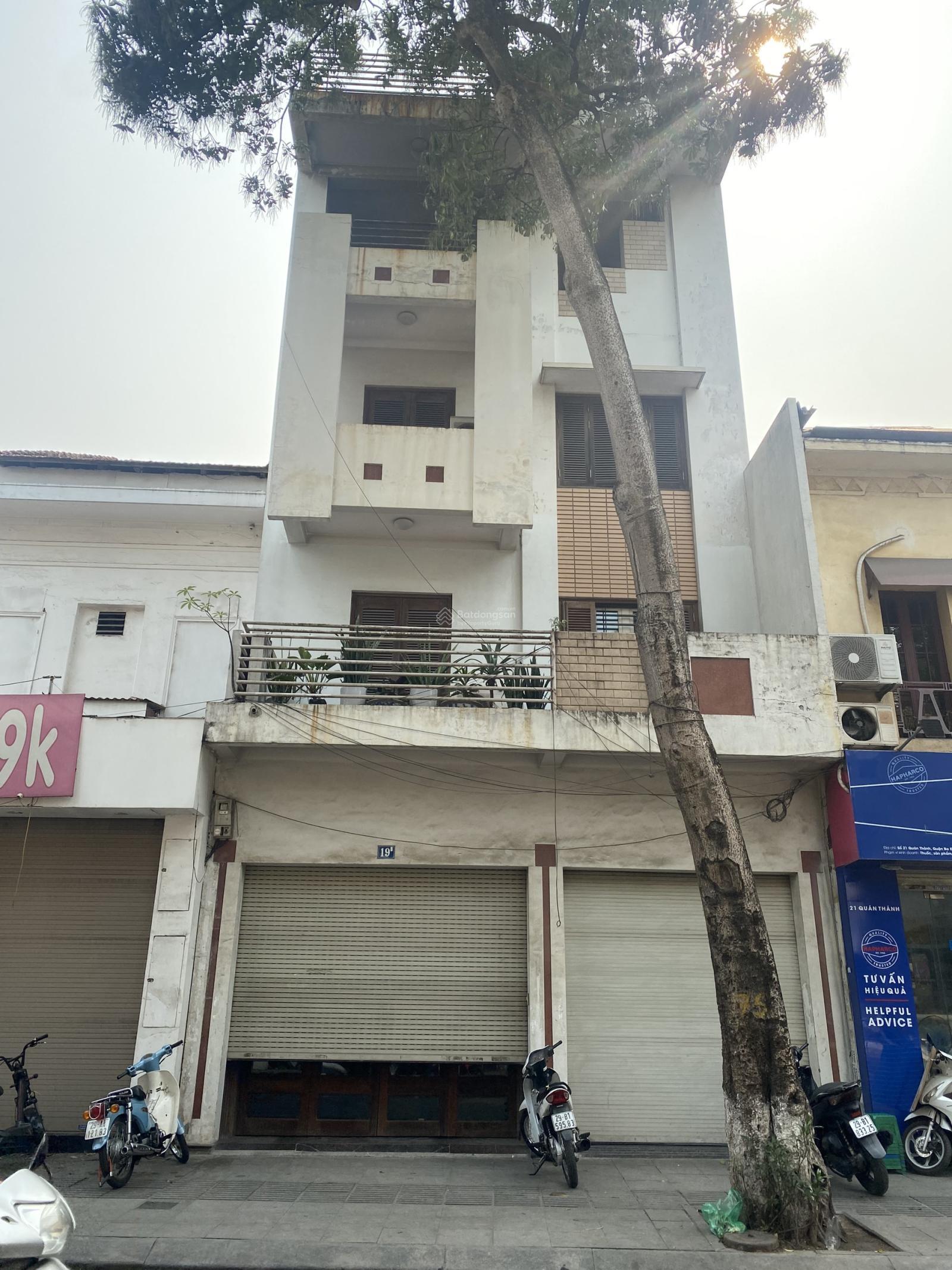 Cho thuê nhà MP Trung Hòa 150m2 x 4T, MT 5,5m, giá thuê 110tr, thông sàn, cầu thang cuối, đẹp