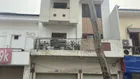 Cho thuê nhà MP Trung Hòa 150m2 x 4T, MT 5,5m, giá thuê 110tr, thông sàn, cầu thang cuối, đẹp