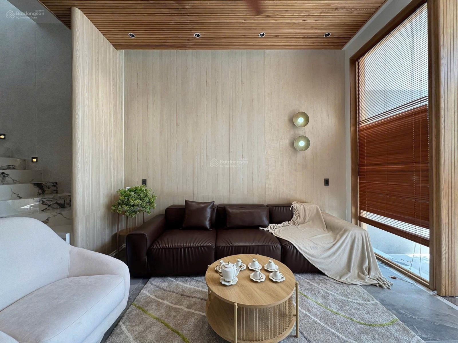 Chính chủ bán nhà đường 6m Đặng Trần Côn - P. Bến Thành - Q1. 84.1m². Đang cho thuê 30tr